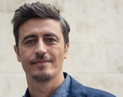 Pif presenta "...che Dio a perdona tutti" Pif presenta "...che Dio perdona a tutti"