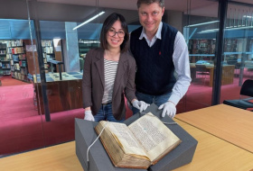Ritrovata una delle più antiche trascrizioni del primo testo della letteratura inglese. Le congratulazioni Unisi alla studiosa Elisabetta Magnanti
