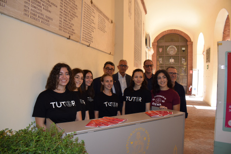 Aperto l’Infopoint per l’orientamento ai corsi universitari Aperto l’Infopoint per l’orientamento ai corsi universitari