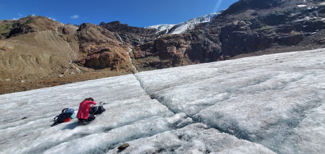 La fragilità e la ricchezza degli ambienti glaciali di Alpi e Appennini