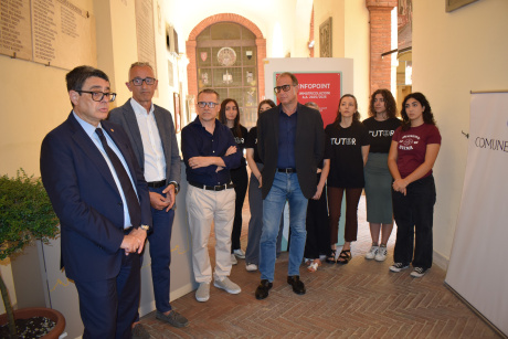 Aperto l’Infopoint per l’orientamento ai corsi universitari Aperto l’Infopoint per l’orientamento ai corsi universitari