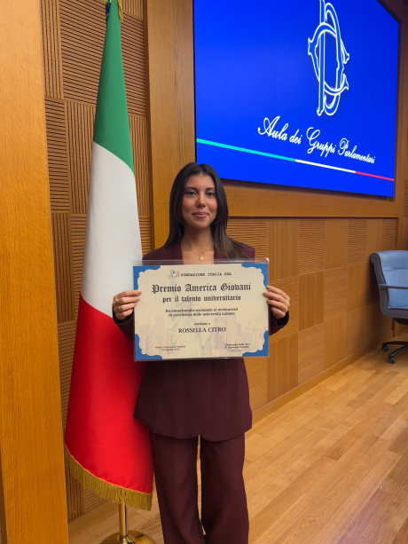 A laureata Unisi uno dei Premi America Giovani della Fondazione Italia-Usa A laureata Unisi uno dei Premi America Giovani della Fondazione Italia-Usa