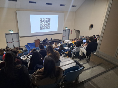 Grande partecipazione al corso in "Bioetica generale e pediatrica"