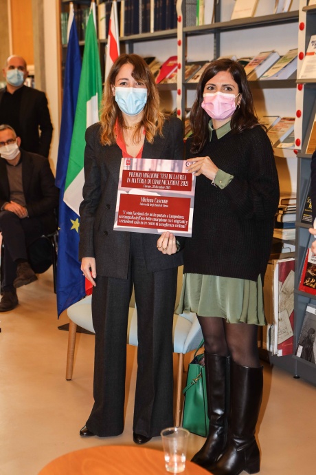Miriana Cascone con Agnese Pini, direttrice del quotidiano La Nazione (foto: La Nazione Firenze)