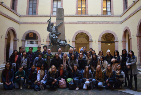 Crash Course “An integrated model of sustainability, culture and education” Crash Course “An integrated model of sustainability, culture and education”