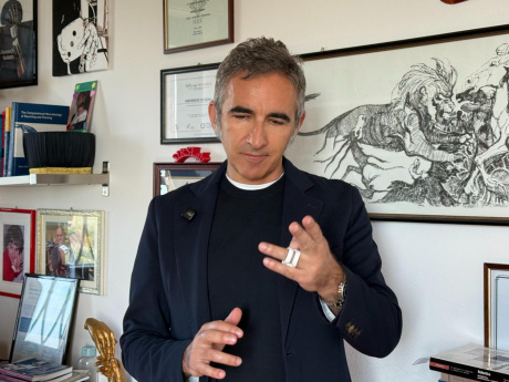 Realizzato anello che rende l'IA un'estensione diretta del cervello umano