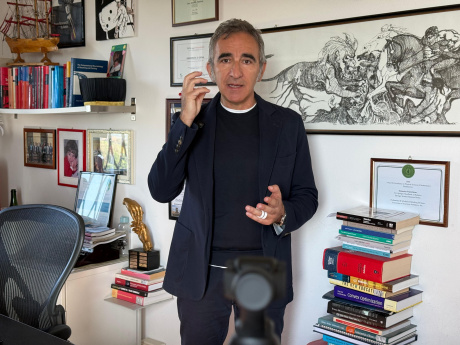 Realizzato anello che rende l'IA un'estensione diretta del cervello umano