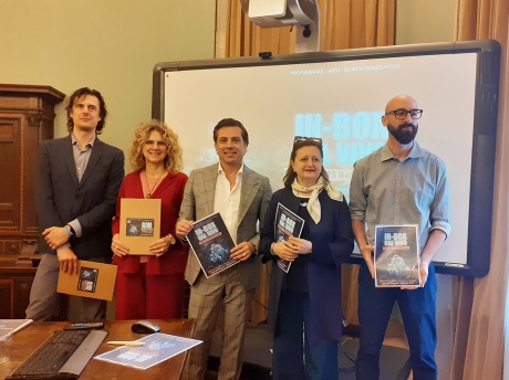 La scena contemporanea a Siena: torna In-Box dal vivo