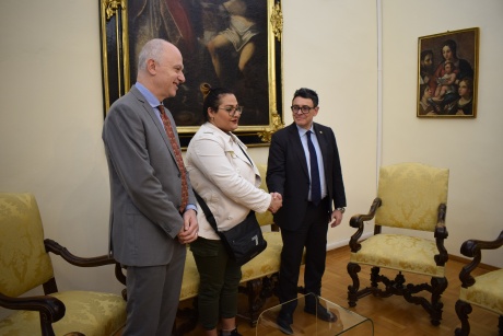 Arrivata a Siena Mona A., studentessa e attivista iraniana