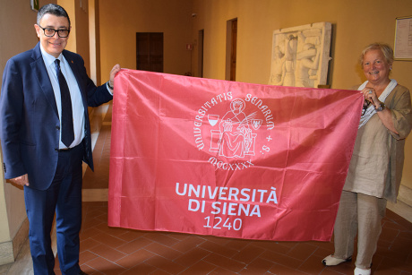 L’Università di Siena ha la bandiera, la prima della sua storia
