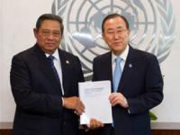 Ban Ki-moon con Susilo Bambang Yudhoyono, co-chair del panel