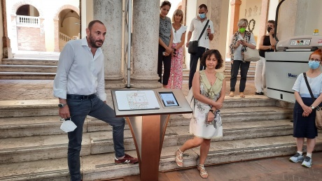 Inaugurate le mappe tattili all’Università di Siena