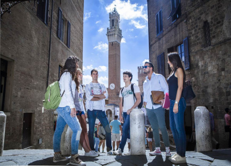 international students in Siena