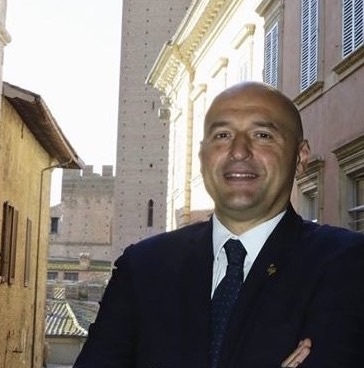Rettore Francesco Frati Rettore Francesco Frati