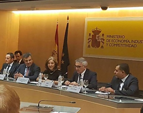 Il professor Riccaboni eletto chair della Fondazione PRIMA. Nella foto con Carmen Vela, Segretario di stato Mineco e il Segretario generale Juan Maria Vasquez.